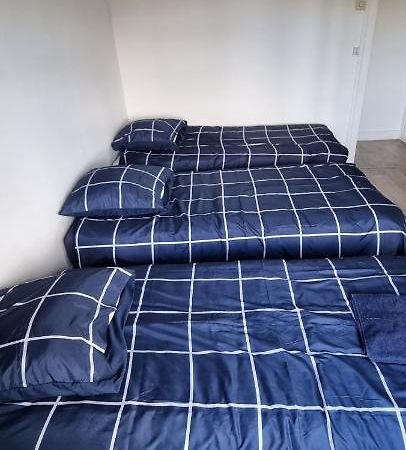 Guibert 19 F2 Bis 2 Chbres 6 Personnes Max Wifi Sweet Home Caudebec-les-Elbeuf Exterior photo
